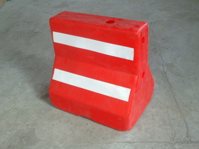 批發(fā)水馬與護(hù)欄等交通設(shè)備及設(shè)施 價(jià)格、廠家與產(chǎn)品詳情